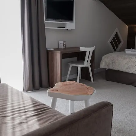 Le Whymper Hotel 4*